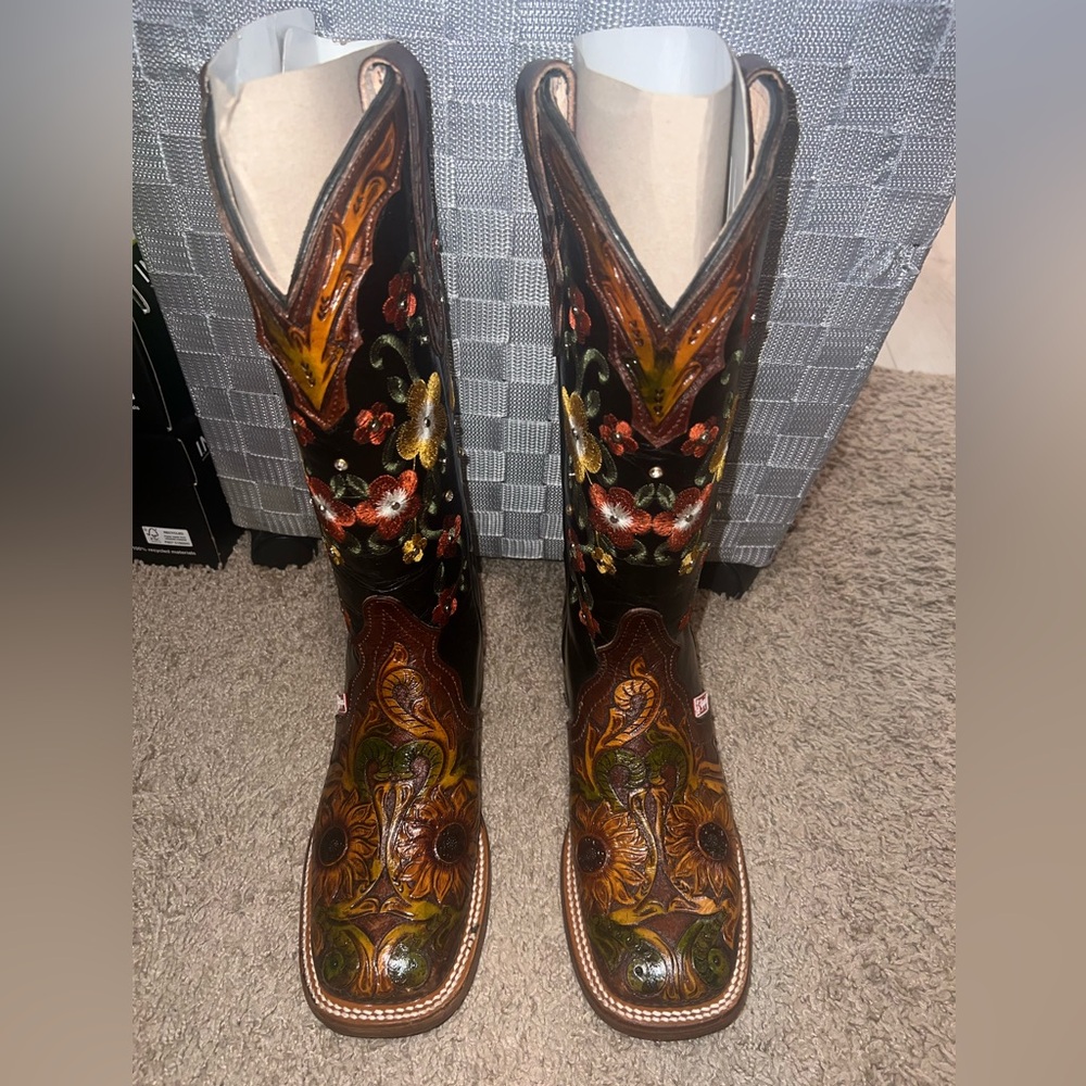 Sunflower western boots